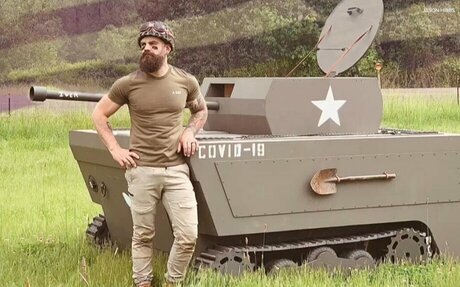 Jason Hibbs Net Worth: $1 Million (Woodworking Youtube Personality)