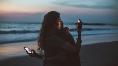 voices on hold call